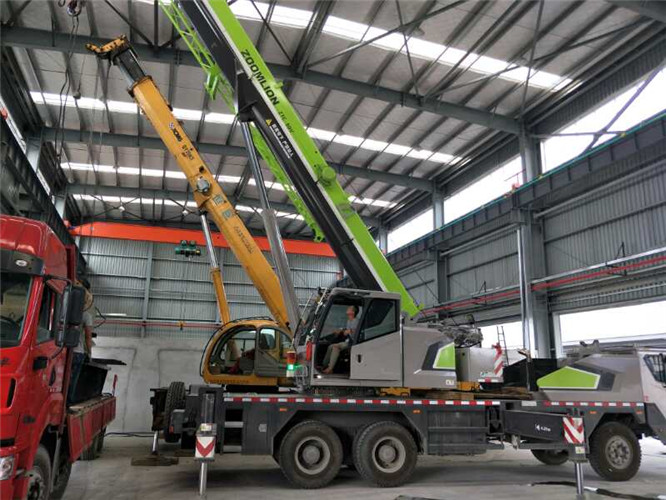 岗巴县高空车出租需要注意哪些安全事项？