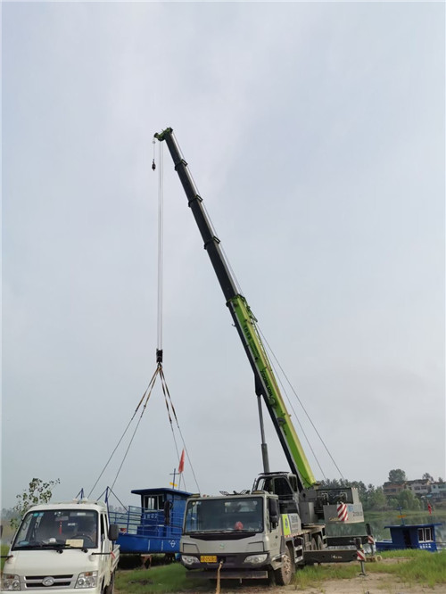 岗巴县桥梁建设吊装案例